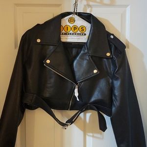 NWT Womens black Faux Leather Crop jacket
